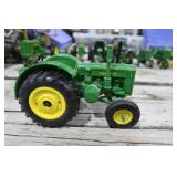 ERTL John Deere Mod.D Die Cast Metal Tractor 1994