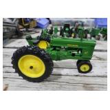 ERTL John Deere Mod.60 Metal Die Cast Tractor