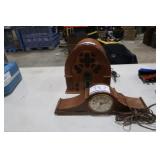 Elec. Radio ? Working, Elec. Clock, Both Vintage