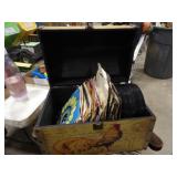 Approx 98 sz.45 Records w/Decorative Box