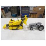 ERTL 1985 Ford 9N Die Cast Metal Tractor &