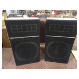 2 Speakers 9.5inWx17inTx6inD