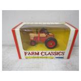ERTL Farm Classics Case 800 Tractor 1/32 Scale