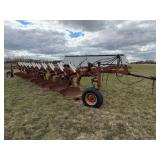 IH 800 Automatic 10 Bottom Pull Type Plow,Coulters