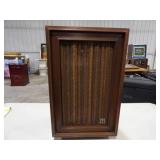 Magnavox S-8755 Treble 12in. Woofer 23x15x13in