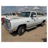 1993 Dodge Power Ram 250, 5.2L V8, 4WD, uses LP,