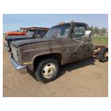 1982 Chevrolet Scottsdale 30, 6.2L Diesel, Manual,