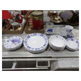 Snowflake 19pc. Dish Set