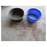 2-17in. Rd 1-Rubber & 1-Poly & 3-Bottle Holders