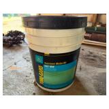 John Deere 5 Gal Torq-Gard SAE 10w Unused