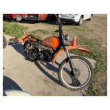 1979 or 1980 Suzuki DS185,Engine Free,Not Running