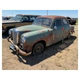 Mercedes 180D 4Dr, 3sp. Manual, 4 Cyl. Diesel,