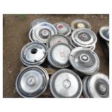 Approx. 31 Hub Caps