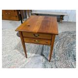 22x27x26 End Table w/2 Drawers