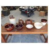 USA 9in, 8in & White Bowl, Unmarked Jugs & Bowl