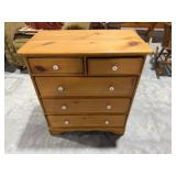 27.5x16x30.5 5 Drawer Dresser