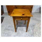 18x18x25.5 Wood Table w/Drawer