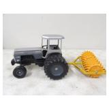 ERTL White 2-155 Field Boss 1/16th w/ERTL Pull