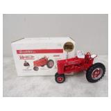 ERTL Farmall Super MD 1/16th, Reads