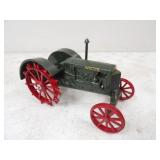 ERTL Collector Series 6 1927 Wallis 1/16th Scale