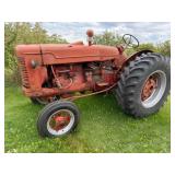 IH W6 Standard Gas, 16.9R30 Rear Tires, 540 PTO