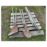 Shovels & Gorden Hoes