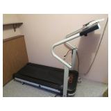 Weslo Cadence LS6 Treadmill, Electric, Folds Up