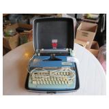 Typewriter w/Case