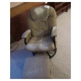 Swivel Reclining Rocker w/Ottoman