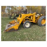 John Deere 2010 Gas, 3pt. w/Quick Hitch, Loader