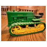 ERTL John Deere 40 Crawerl, 1/16th Scale, Die Cast