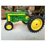 John Deere 420 1/16th Scale Die Cast Metal