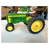 John Deere 420 1/16th Scale Die Cast Metal