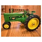 ERTL John Deere B 75th Anniversary 1935-1952