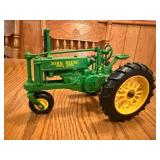 John Deere GP Tricycle 1/16th Scale,Die Cast Metal