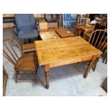42x28x28 Wood Table w/2 Chairs