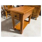 14x25x23 Wood Endtable w/Drawer