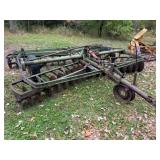 John Deere 12ft Tandem Disc, Ratchet Lift,