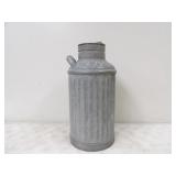 5gal. Columbian Steel Tank Co. Lube Oil Can