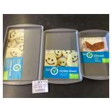 Simply Done Non-Stick Baking Pans and Cookie Sheets