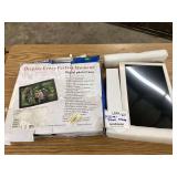 Digital Photo Frame with TFT-LED Display and Original Box