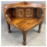 Pine Corner Table
