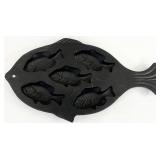 Old Mountain Cast Iron Fish Cornbread Pan