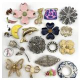 Vintage Brooch Jewelry Group