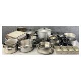 Group Assorted Pots & Pans