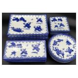 20pc Chinoiserie Blue & White Porcelain