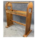 Pine Heart Carved Quilt/Blanket Rack