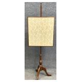 Queen Anne Fireplace Pole Screen