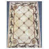 3.5 X 5.6 Fleur-De-Lis Area Rug