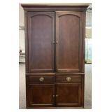 Broyhill Mahogany Entertainment Center